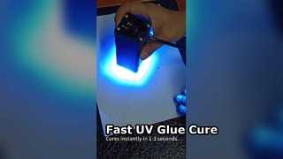 Wat is het uithardende effect van UV-lijm op deze zaklamp?